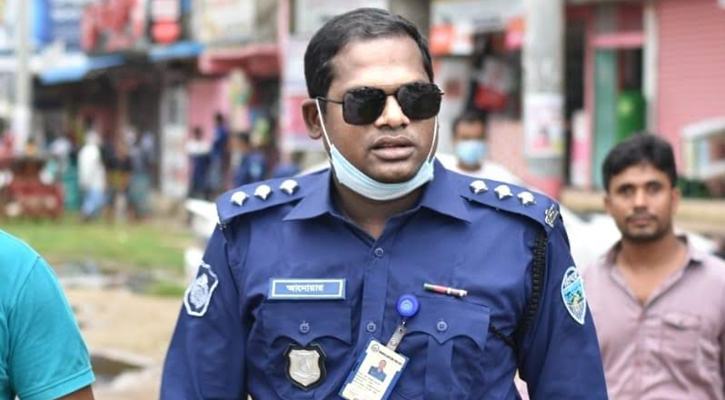 নরসিংদীতে আটক চাঁদাবাজদের ছাড়িয়ে নিতে পুলিশ কর্মকর্তার ওপর হামলা